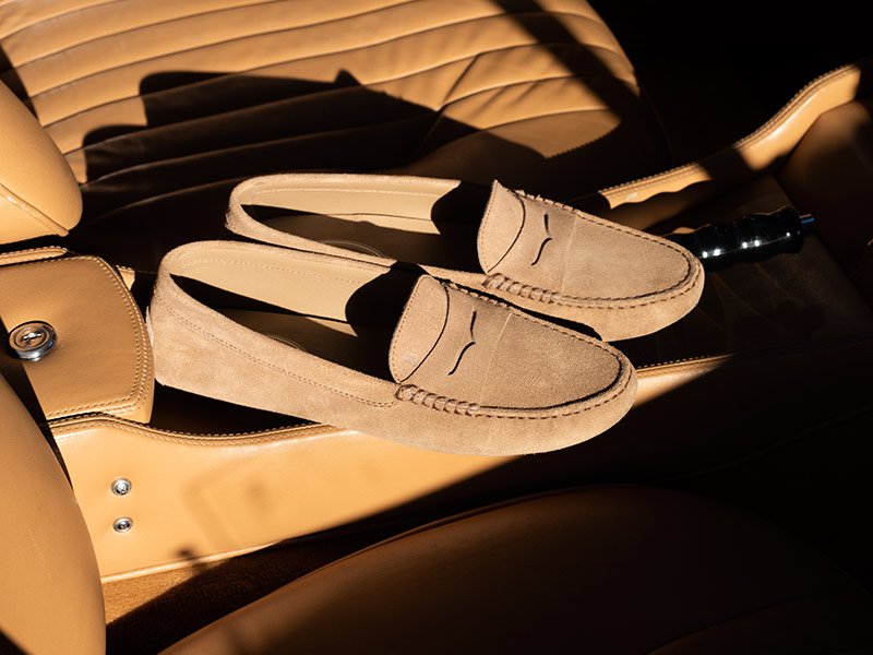 حذاء Gommino الأيقوني كما لم تشاهده من قبل... شاهد حملة MY RIDE من Tod’s بمشاركة شخصيات ملهمة